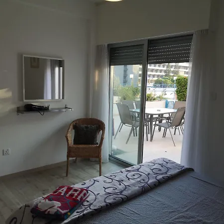 2 Bed With Pool, Beachfront דירה לימסול